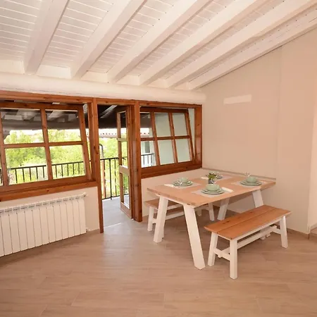 Corte Vezzola Bilocale Emma Puegnago del Garda
