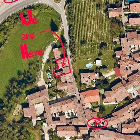 Corte Vezzola Bilocale Emma * Puegnago